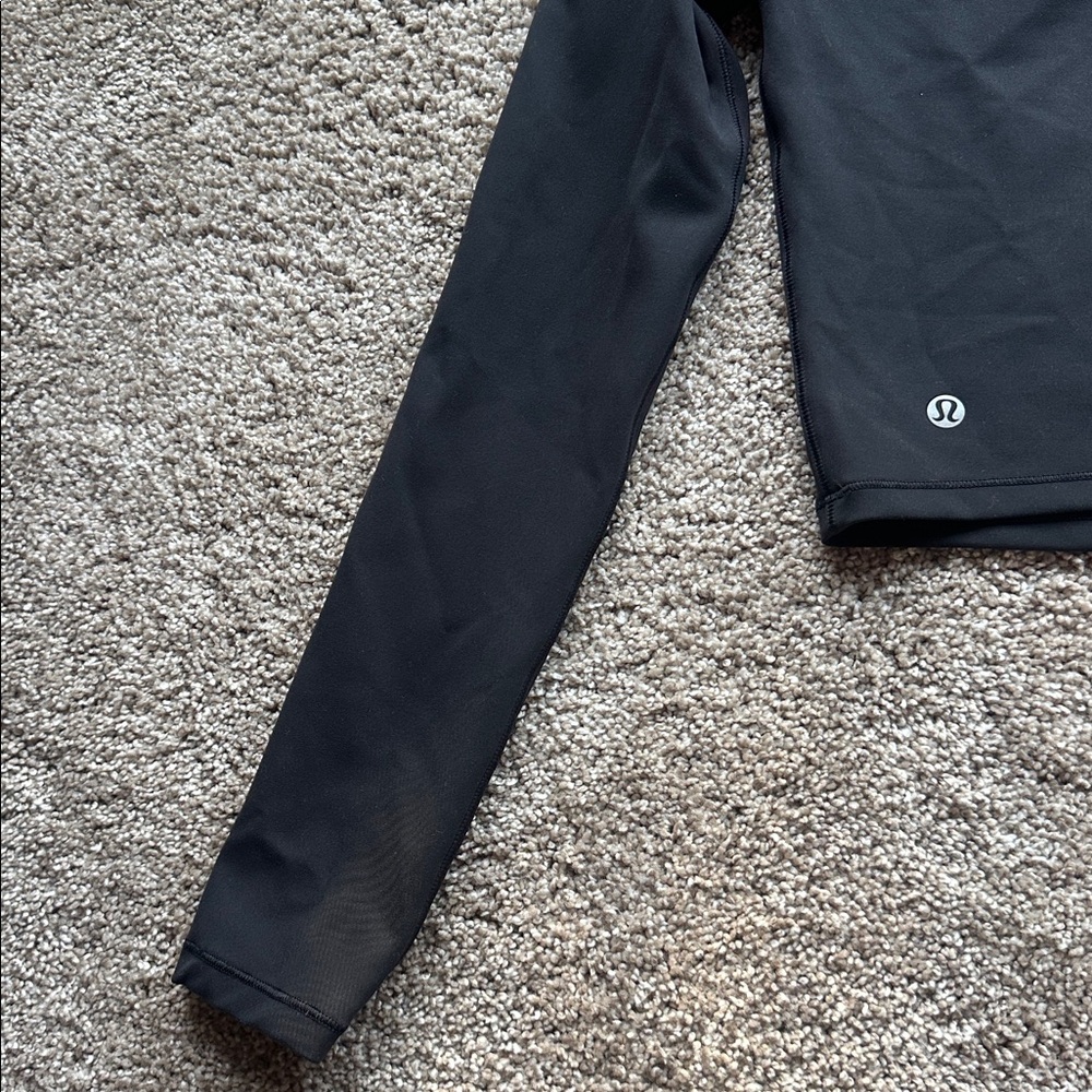 Lululemon Wundertrain Long Sleeve Black Crop Top - Picture 9 of 11